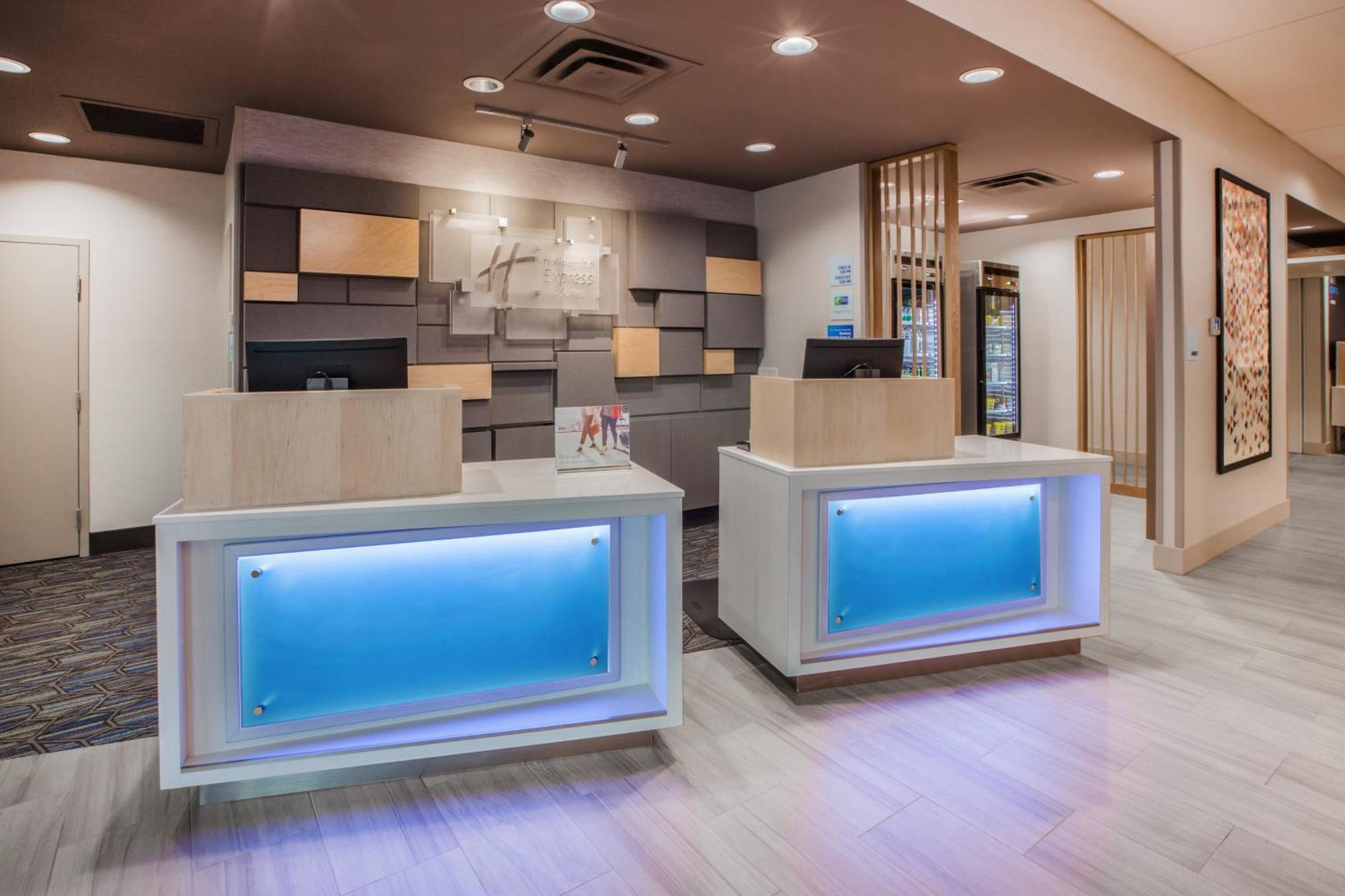 Holiday Inn Express Irwin Pa Tpk Exit 67 By Ihg Ngoại thất bức ảnh