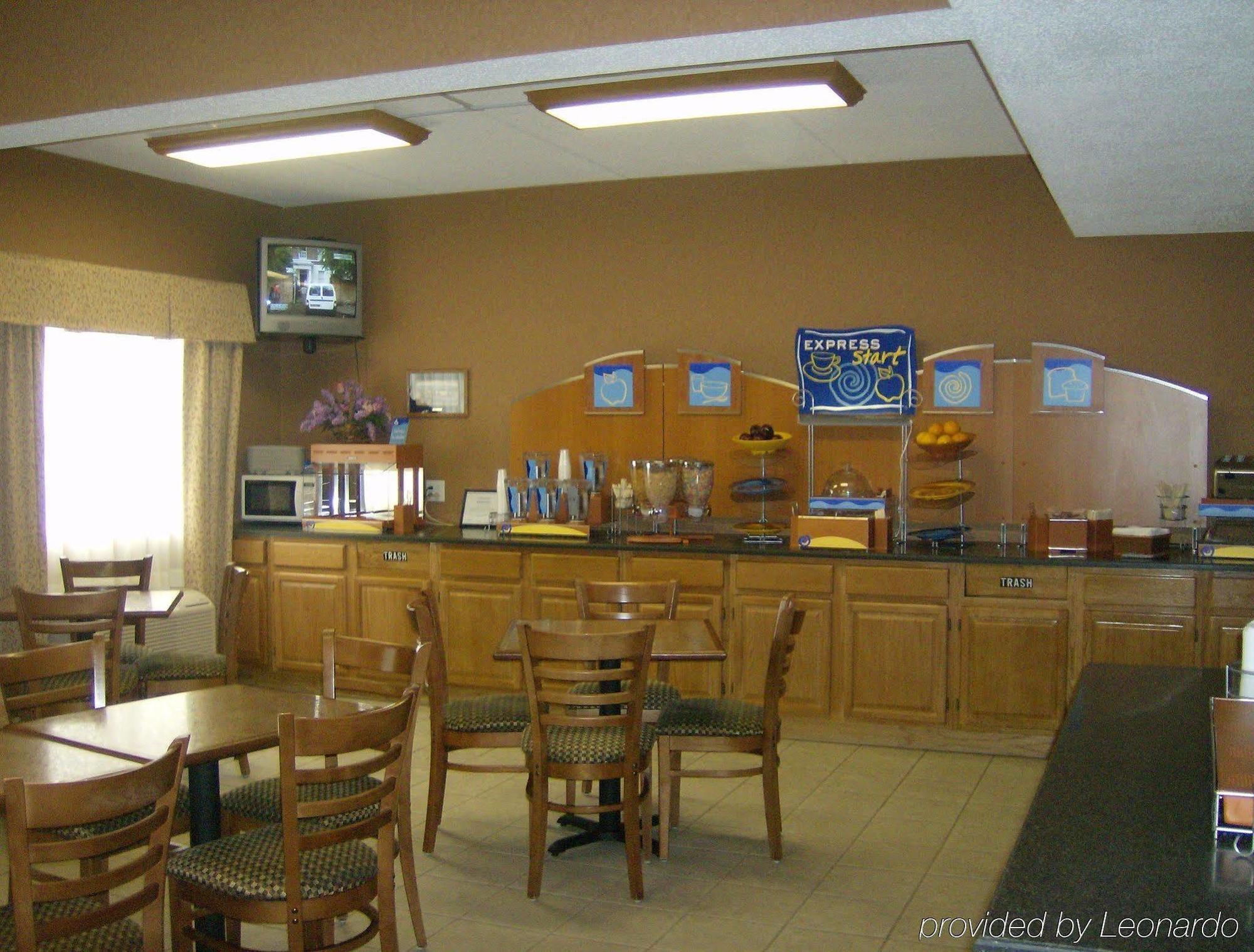 Holiday Inn Express Irwin Pa Tpk Exit 67 By Ihg Ngoại thất bức ảnh