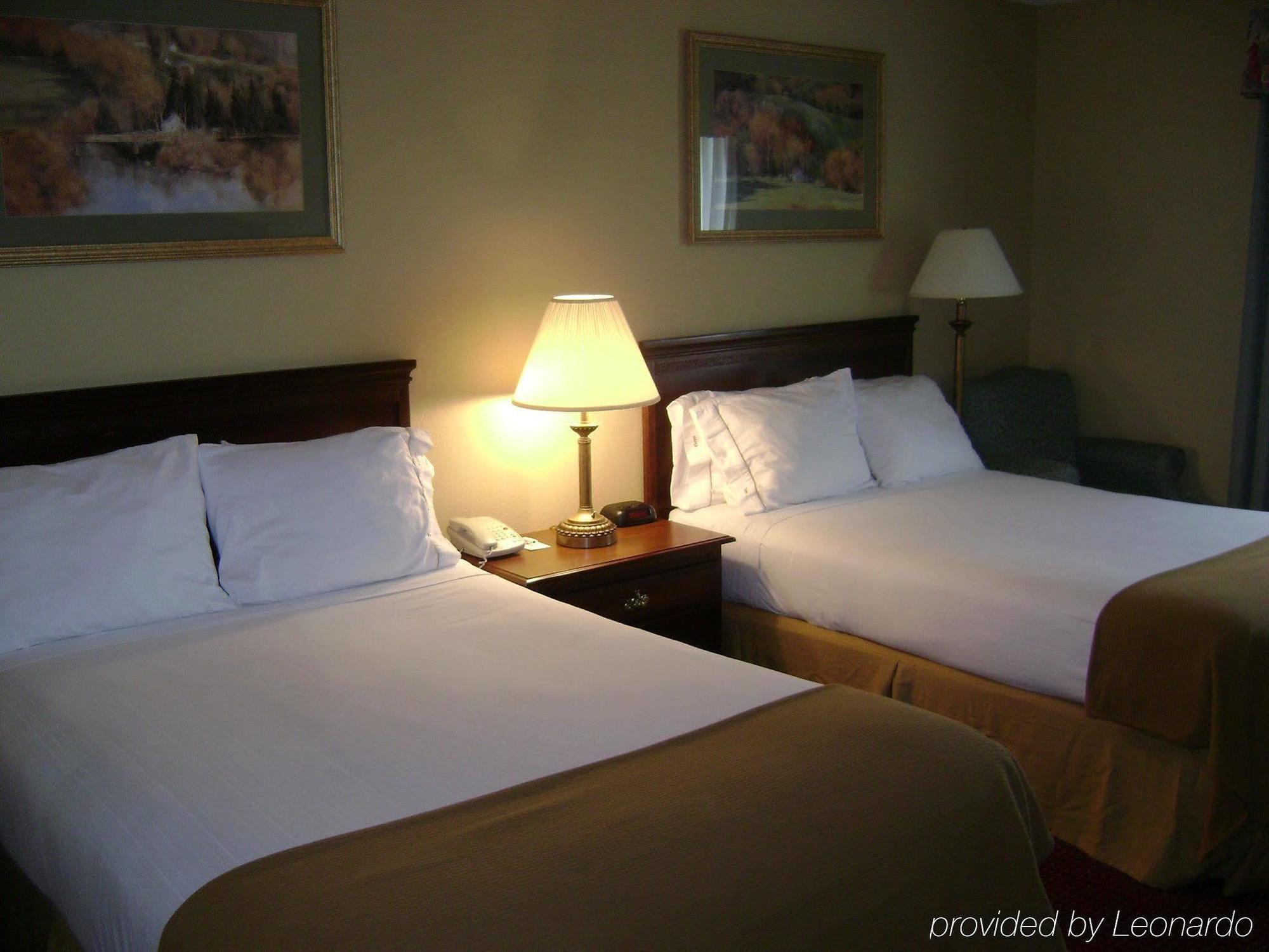 Holiday Inn Express Irwin Pa Tpk Exit 67 By Ihg Phòng bức ảnh