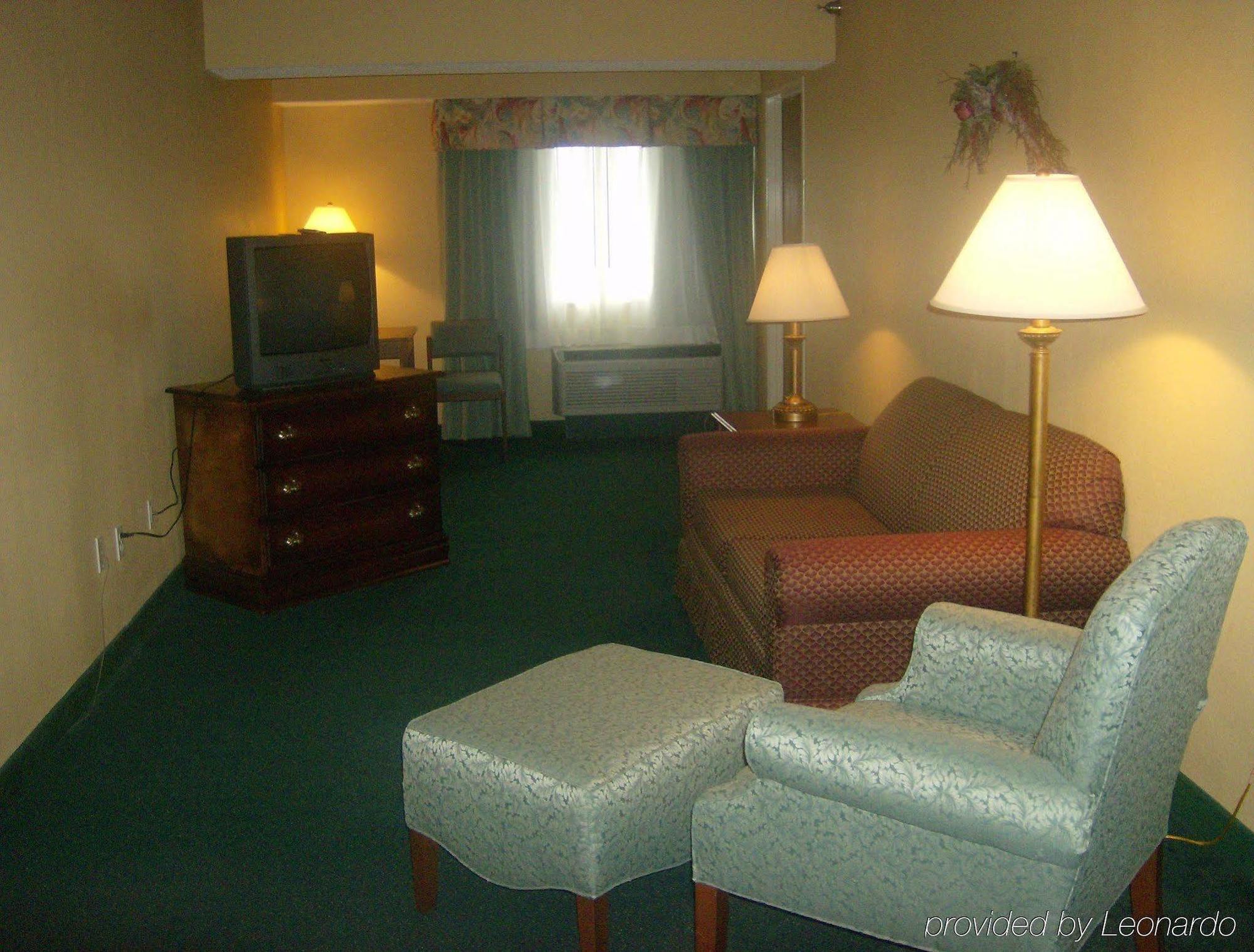 Holiday Inn Express Irwin Pa Tpk Exit 67 By Ihg Phòng bức ảnh